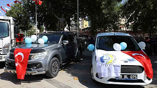 O ilçe 5.9 milyon TL değerindeki yeni araçlarını tanıttı!