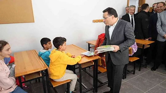 Bulut ailesinin desteğiyle ilkokul, halı saha ve kadın kooperatifi açıldı