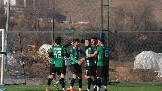 Yahyalıspor: 4 - Amaratspor: 0