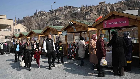 Talas'ta 'Maharetli Eller' keyfi...