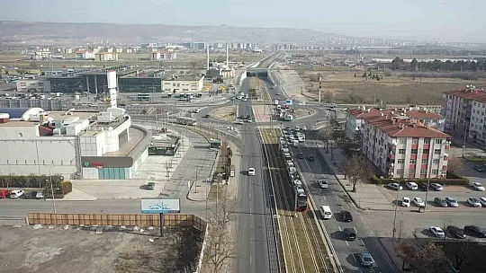 Başkan Büyükkılıç 'vatman' oldu