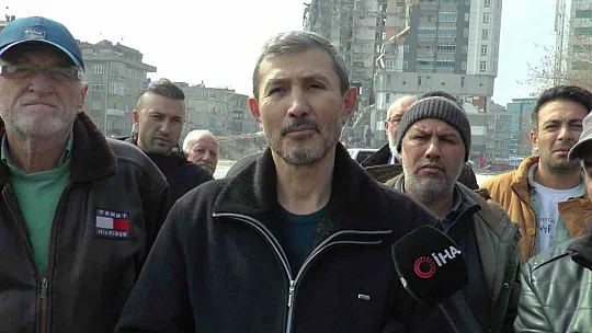 Yıkılan o binanın sakinleri yardım bekliyor