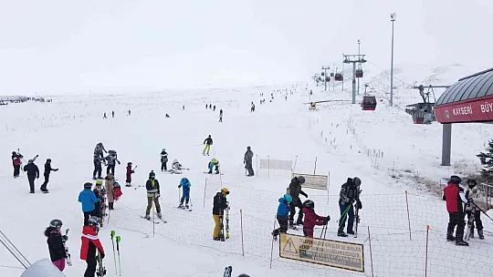 Yılbaşında Erciyes'te oteller dolu!
