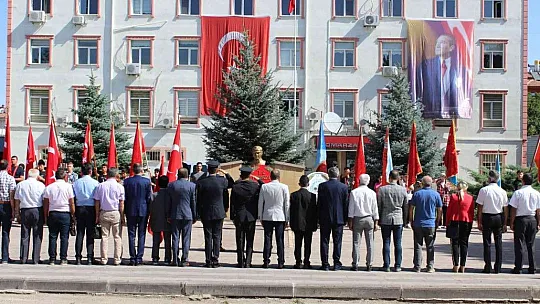 Zafer Bayramı Tomarza'da Kutlandı