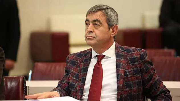 İYİ Parti'de Yücel kararını verdi! Aday adaylığı için başvurdu...