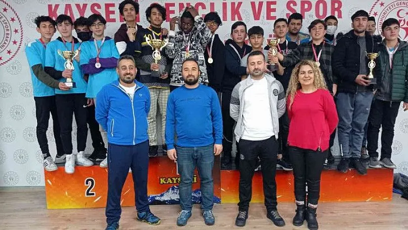 18 Mart Çanakkale Şehitleri Anma Dart Turnuvası sona erdi