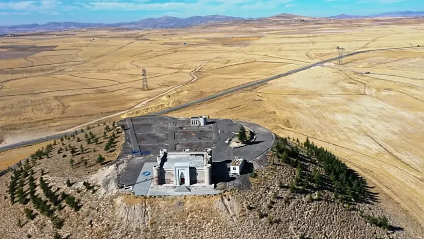 8 asırlık köşk, gök gözlem evi oluyor!