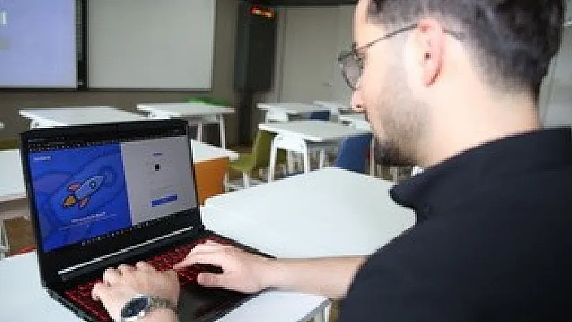 AGÜ'de programlama okulu...