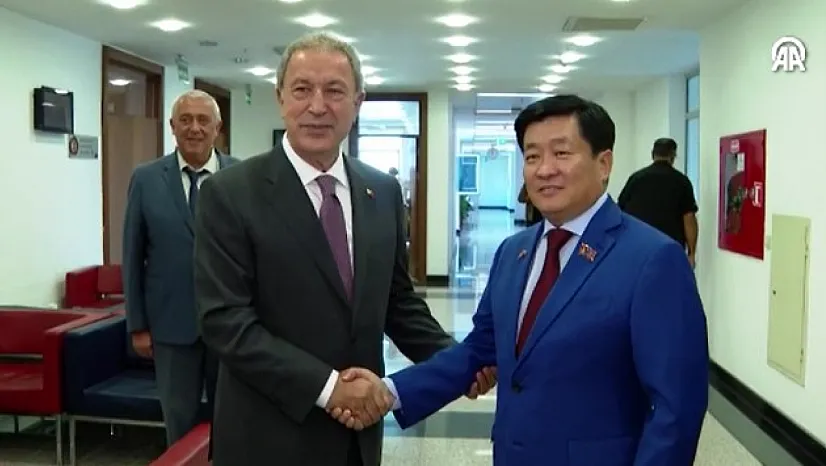 Akar'dan uluslararası görüşme!