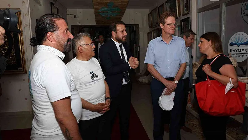 Büyükkılıç'ın, Avrupalı misafirleri KAYMEK sergisini gezdi!