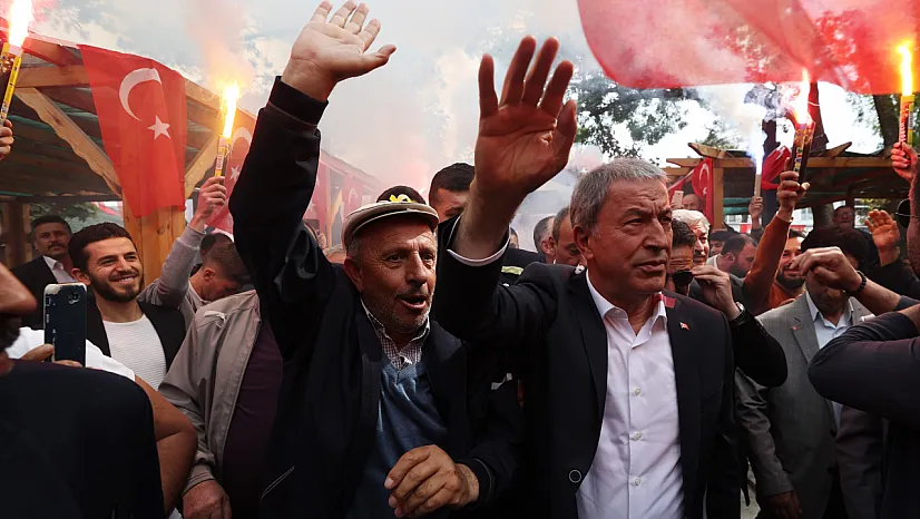 Bakan Akar: 'Biz teröristleri vurdukça ses Ankara'dan geliyor'