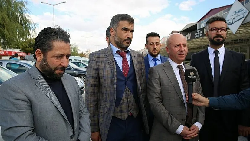Başkan Çolakbayrakdar, Oto Galericiler Sitesinde