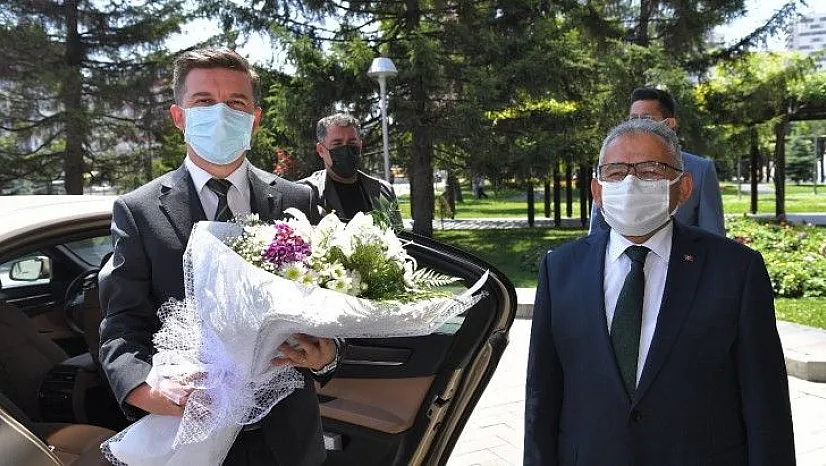 Bosnalı Büyükelçi, Büyükkılıç'a bakın ne dedi?
