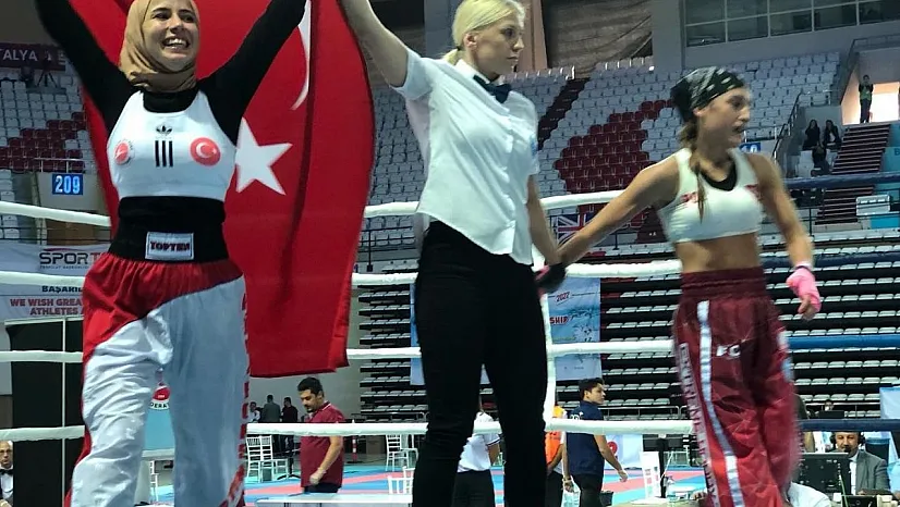 Büyükkılıç, Avrupa Şampiyonu Hayriye Hançer'i tebrik etti