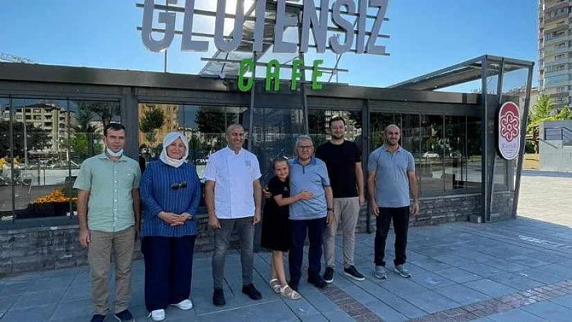Glütensiz Kafe'de sona doğru