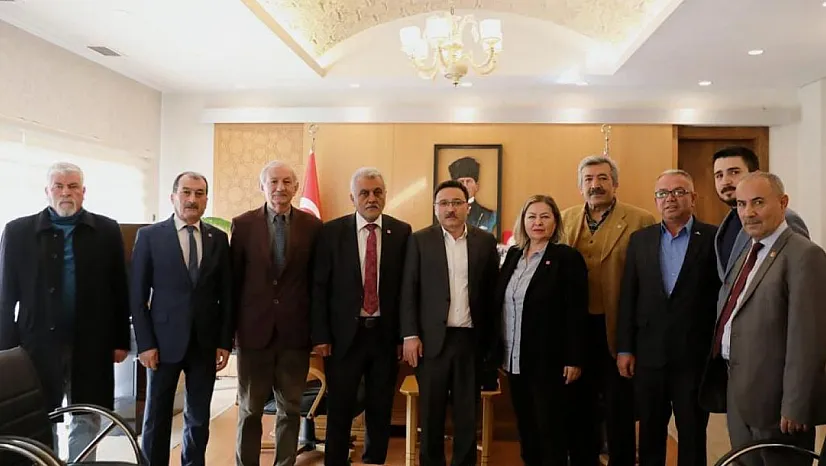 CHP'den, Vali ve İYİ Parti'ye ziyaret…