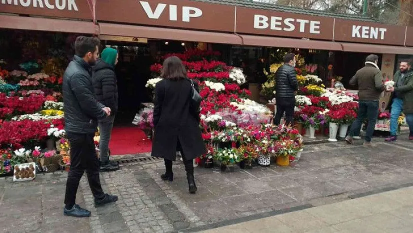 Çiçekçilerde 14 Şubat yoğunluğu