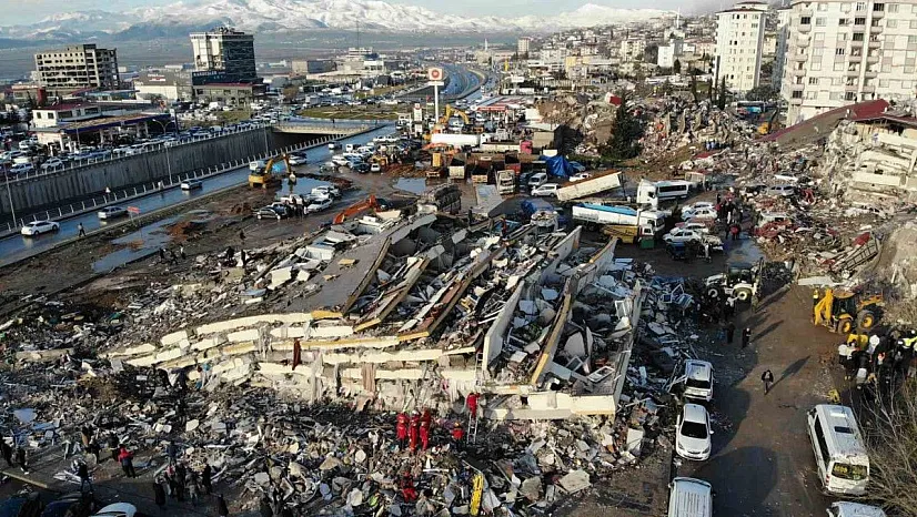 Depremde evi hasar görenler dikkat!