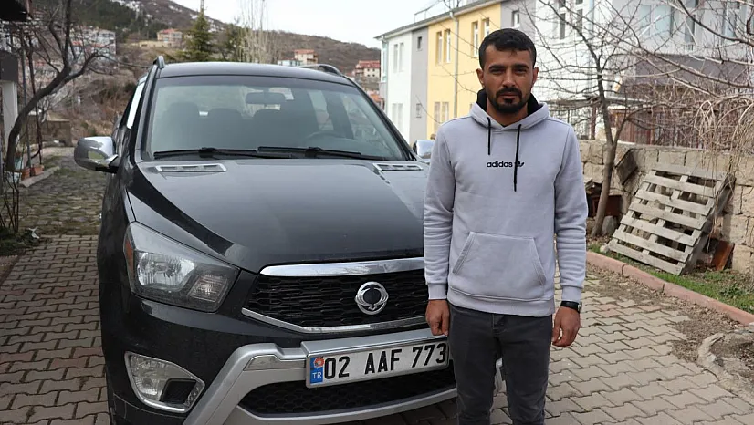 Depremzedenin 12 bin TL'sini çalarak kayboldu