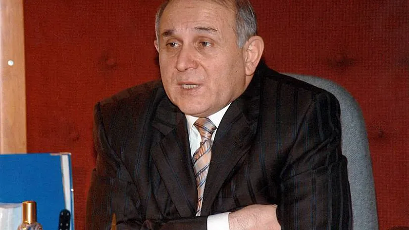 Develili Burhan Kuzu, AK Parti'den ayrılıyor mu?