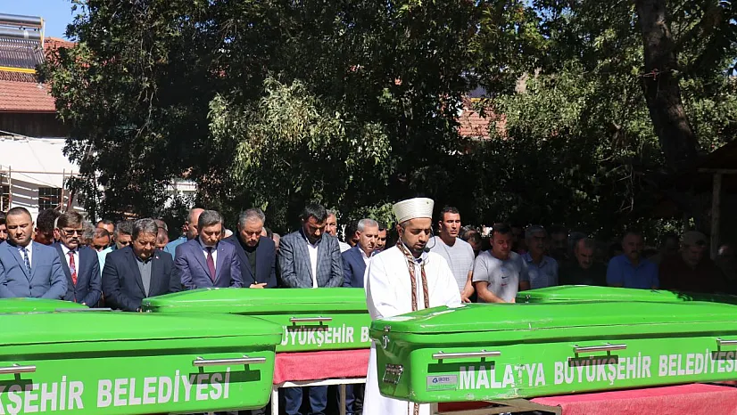 Feci kazada vefat eden 6 kişilik aile defnedildi
