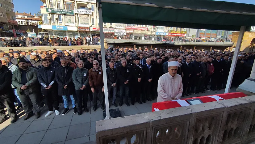 İntihar eden Kaymakam son yolculuğuna uğurlandı