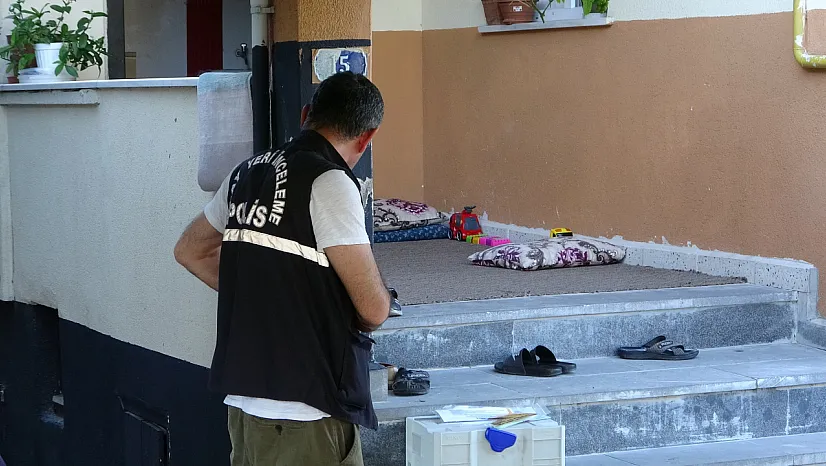 İntihara kalkışan oğlunu kurtarmak istemişti...