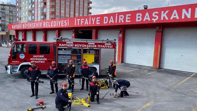 Kayseri itfaiyesine ekipman desteği