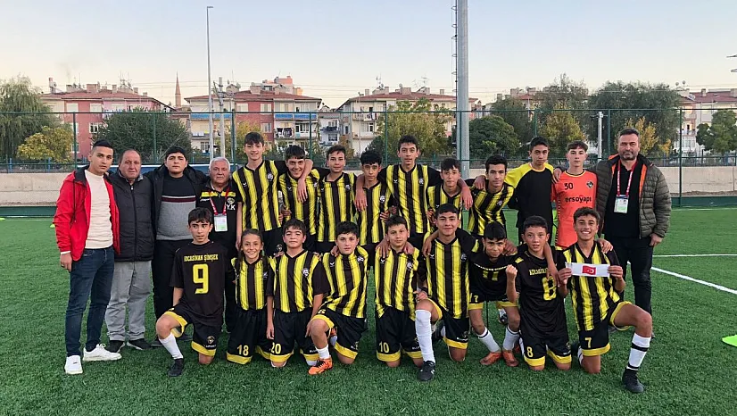 Kocasinan Şimşekspor 29 Ekim Cumhuriyet Kupası kazandı