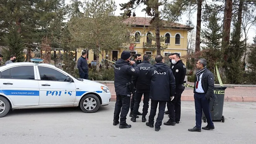 Kulüp başkanı bıçaklandı