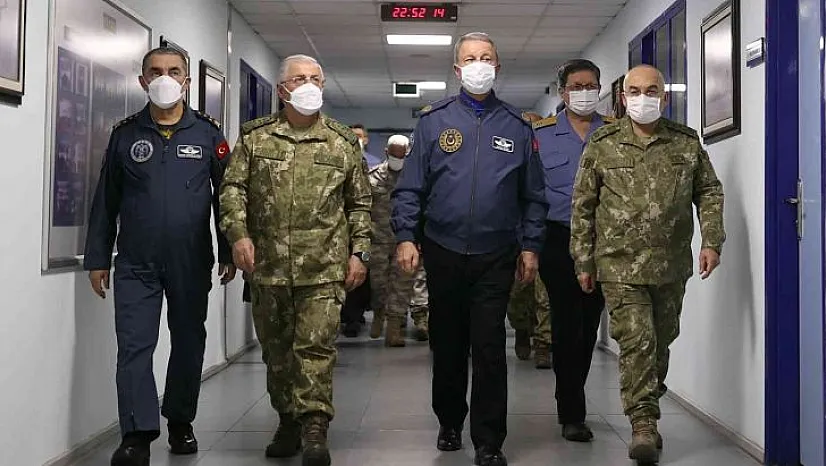 Mehmetçik'ten terör yuvalarına Pençe Kilit Operasyonu