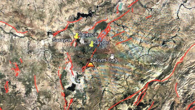 Naci Görür'den Kayseri'de olan deprem hakkında açıklama geldi