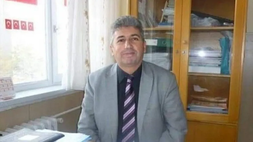 Nadir Baykan öğretmen kalbine yenik düştü