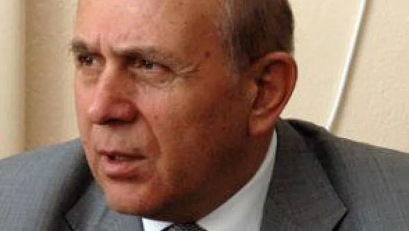 NE İÇTİN BURHAN KUZU?