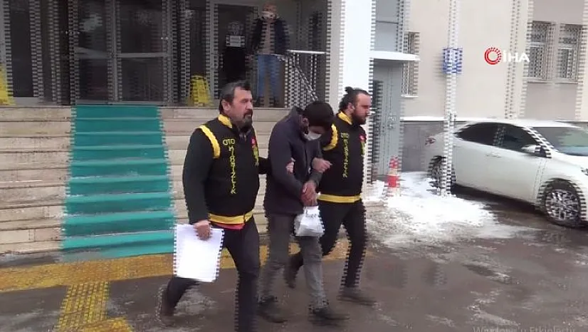 Oto hırsızı önce kameralara, sonra da polise yakalandı