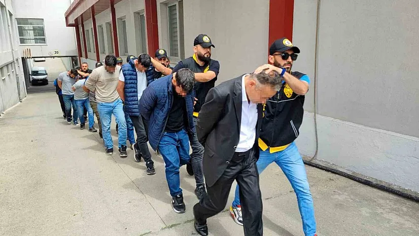Otomobil çetesine 6 ilde şafak baskını: 24 gözaltı