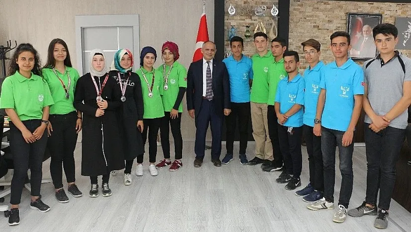Raftingcilerden Başkan Öztürk'e Teşekkür Ziyareti