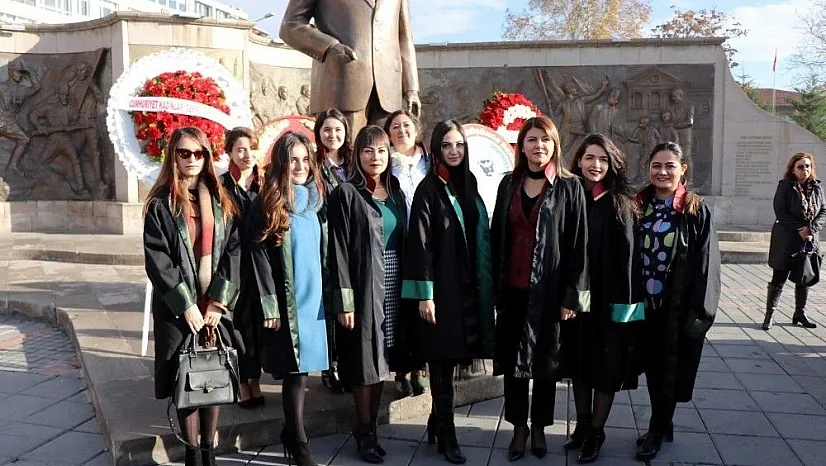 Safiye Yigen: "Kadınlara seçme ve seçilme hakkının verilmesi Cumhuriyetin en önemli kazanımlarındandır"