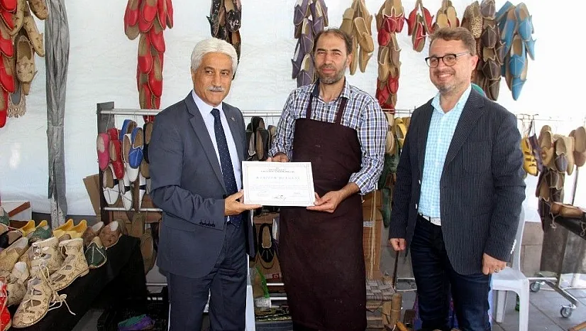 Unutulmaya yüz tutmuş el sanatları ustaları Kayseri halkıyla buluştu