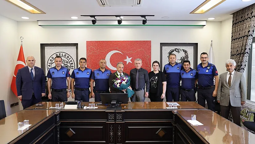 Yalçın, Zabıtalarla bir araya geldi