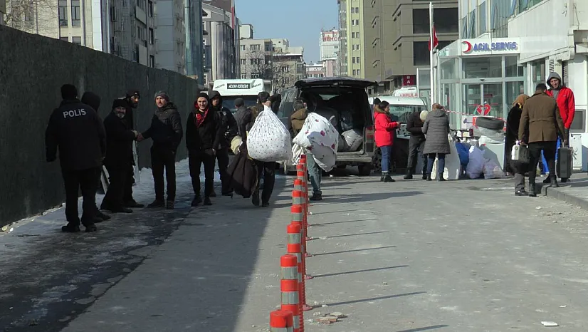 Yıkım için o binada tahliyeler başladı